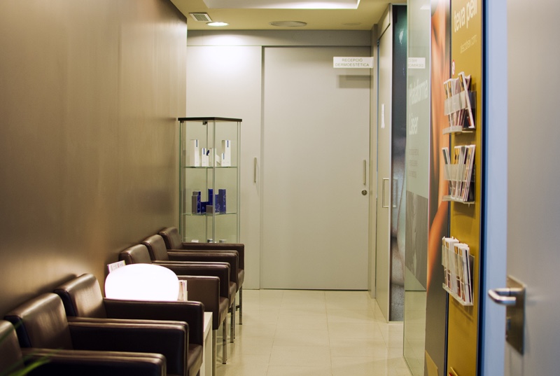 RECEPCIÓN Y SALA DE ESPERA